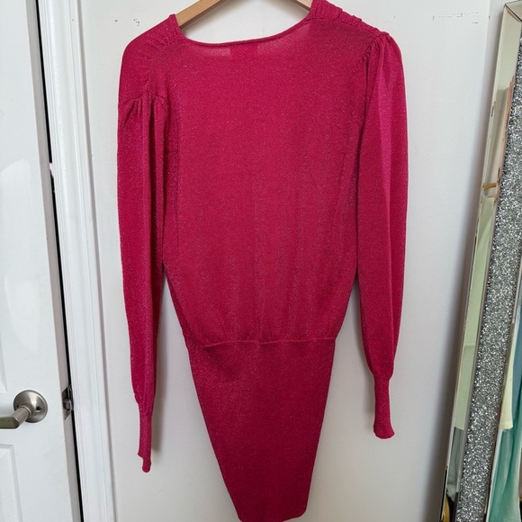 NWT Superdown revolve
aura mini dress S - Picture 9 of 9